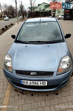 Хетчбек Ford Fiesta 2006 в 