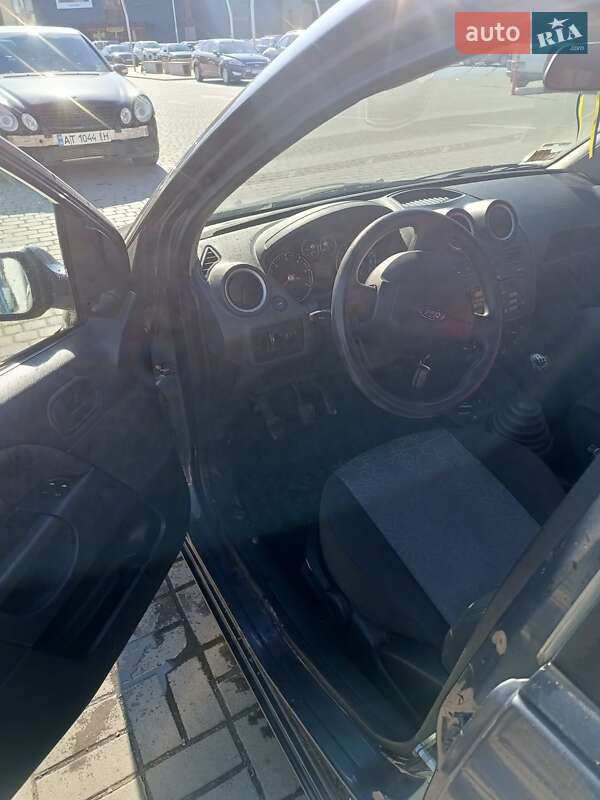 Хэтчбек Ford Fiesta 2007 в Ивано-Франковске