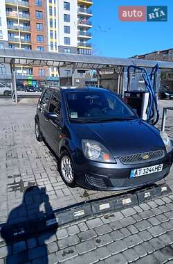 Хетчбек Ford Fiesta 2007 в 