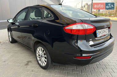 Седан Ford Fiesta 2014 в 