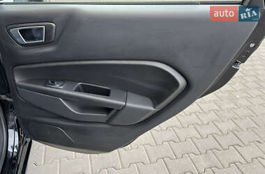Седан Ford Fiesta 2014 в 