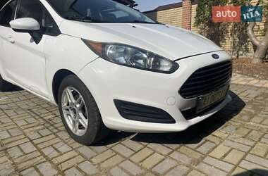 Хетчбек Ford Fiesta 2017 в Києві