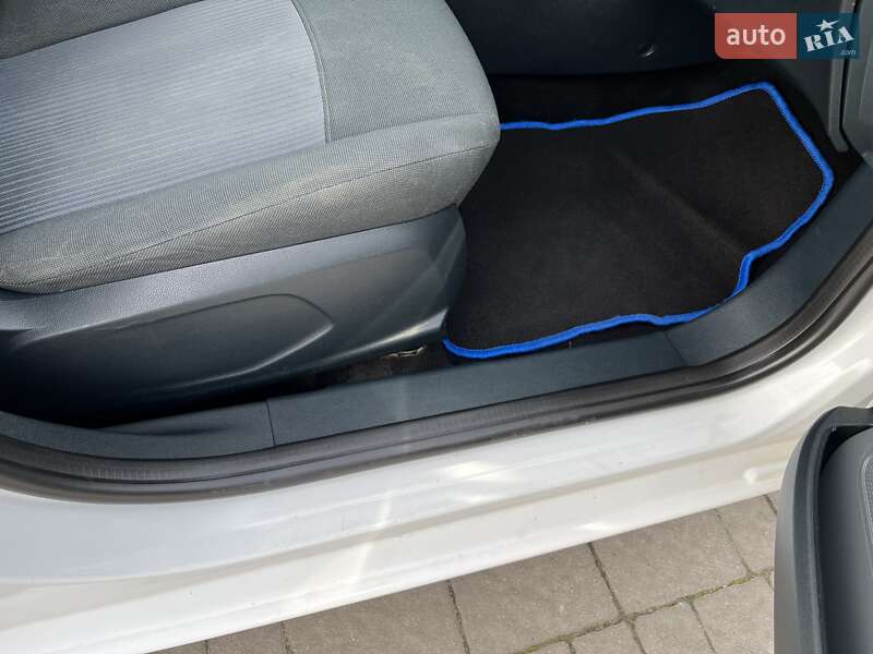 Хетчбек Ford Fiesta 2011 в Львові