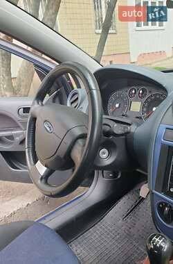 Хэтчбек Ford Fiesta 2008 в Львове