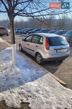 Хэтчбек Ford Fiesta 2008 в 