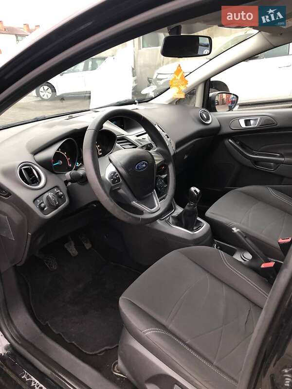Хэтчбек Ford Fiesta 2013 в Ковеле