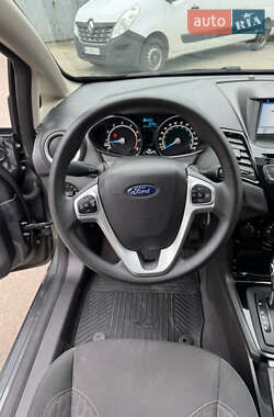 Хэтчбек Ford Fiesta 2019 в 
