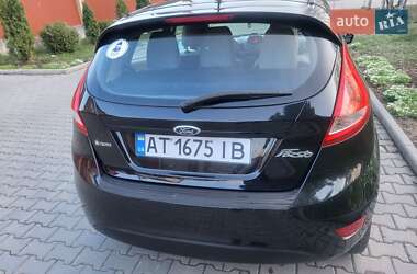 Хэтчбек Ford Fiesta 2013 в 