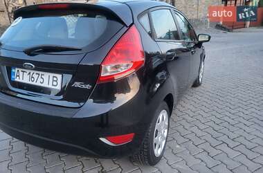 Хэтчбек Ford Fiesta 2013 в 
