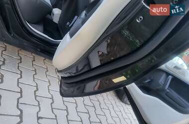 Хэтчбек Ford Fiesta 2013 в 