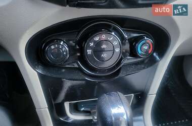 Хэтчбек Ford Fiesta 2013 в 