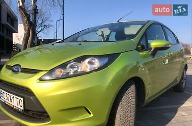Хэтчбек Ford Fiesta 2010 в 