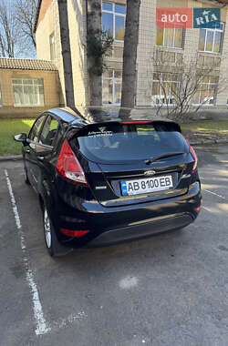 Хэтчбек Ford Fiesta 2013 в 