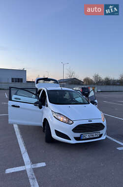 Хэтчбек Ford Fiesta 2013 в 
