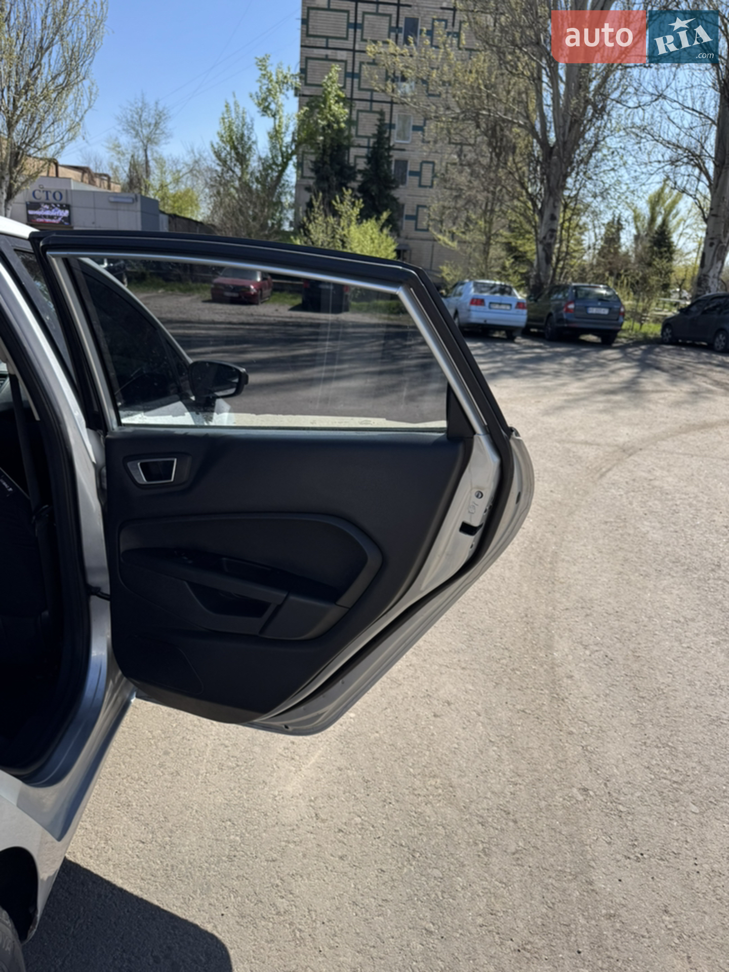2013 Ford Fiesta - мініатюра 13
