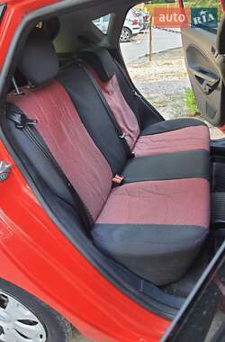 Хэтчбек Ford Fiesta 2012 в 