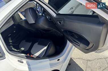 Хетчбек Ford Fiesta 2015 в 