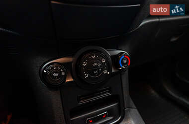 Хетчбек Ford Fiesta 2017 в 