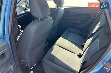 Хэтчбек Ford Fiesta 2011 в 