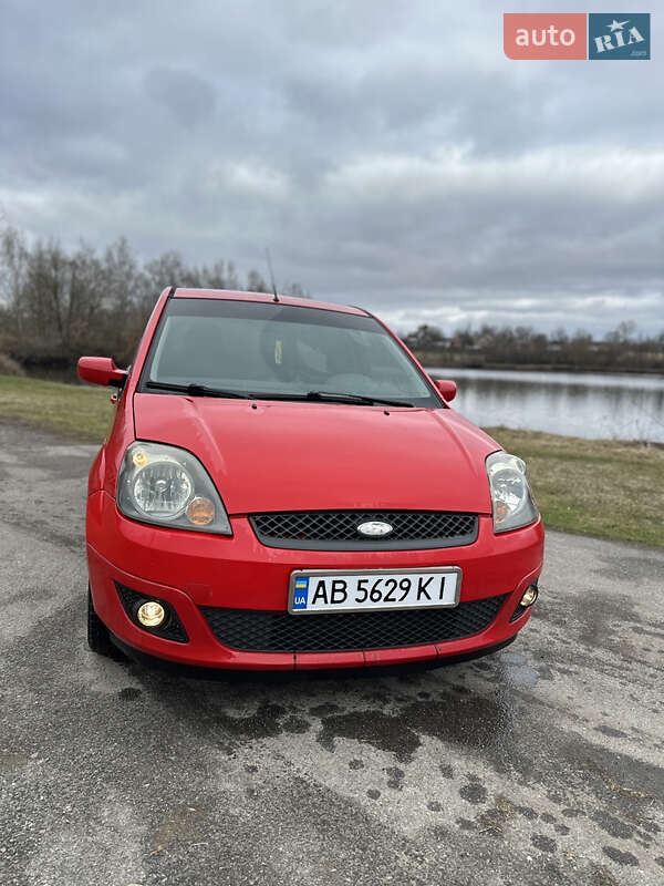 Хэтчбек Ford Fiesta 2007 в 