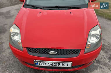 Хэтчбек Ford Fiesta 2007 в 