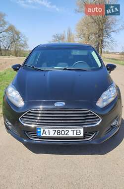 Хэтчбек Ford Fiesta 2019 в 