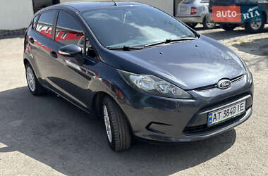 Хэтчбек Ford Fiesta 2009 в 