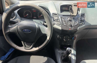 Хэтчбек Ford Fiesta 2009 в 