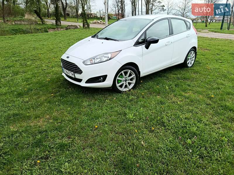 Хетчбек Ford Fiesta 2019 в 