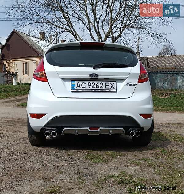 Хэтчбек Ford Fiesta 2012 в Луцке