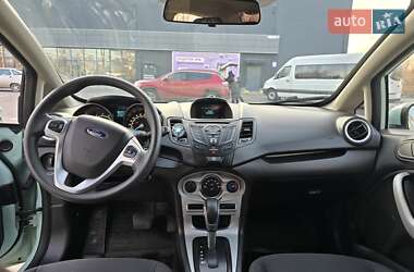 Седан Ford Fiesta 2017 в 