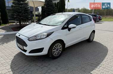 Хэтчбек Ford Fiesta 2013 в 