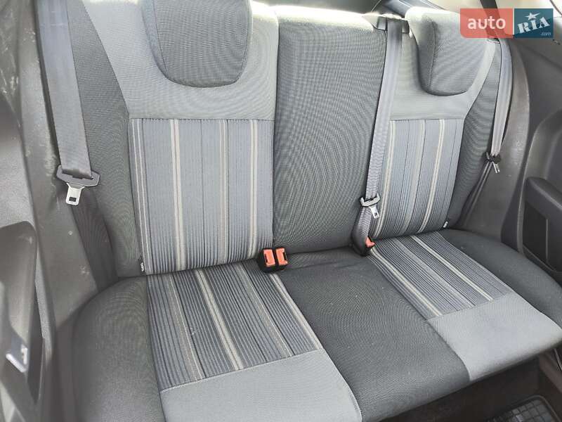 Хэтчбек Ford Fiesta 2015 в Львове фото 28 Хэтчбек Ford Fiesta 2015 в Львове