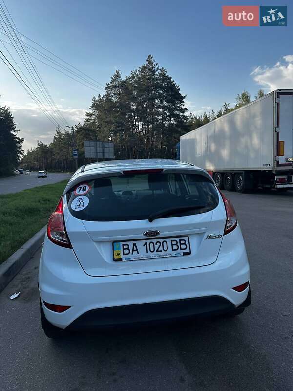 Хэтчбек Ford Fiesta 2012 в Кропивницком фото 2 Хэтчбек Ford Fiesta 2012 в Кропивницком