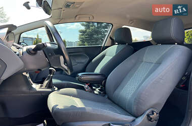 Хетчбек Ford Fiesta 2009 в 