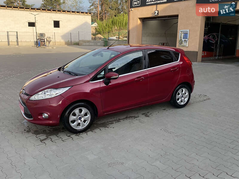 Хэтчбек Ford Fiesta 2009 в Ирпене