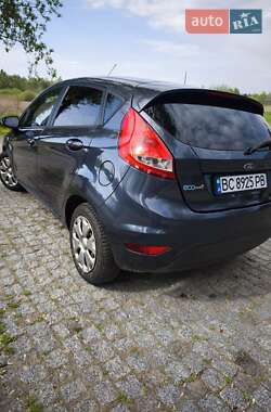 Хэтчбек Ford Fiesta 2010 в Львове