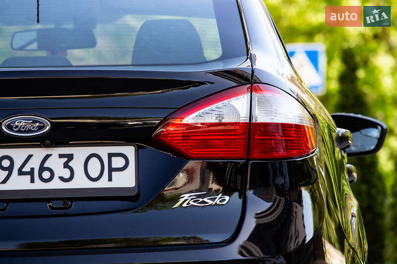 Седан Ford Fiesta 2019 в Львові
