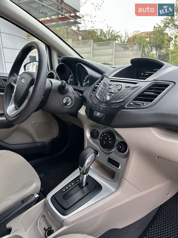 Хетчбек Ford Fiesta 2019 в Києві
