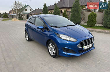 Хэтчбек Ford Fiesta 2018 в 