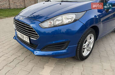 Хэтчбек Ford Fiesta 2018 в 