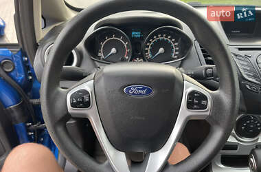 Хэтчбек Ford Fiesta 2018 в 
