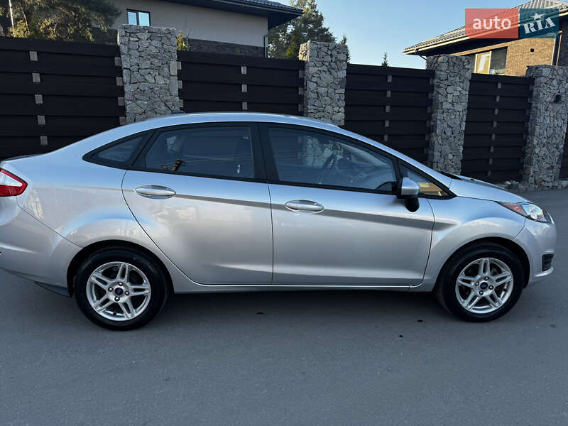 Седан Ford Fiesta 2019 в Кременчуге