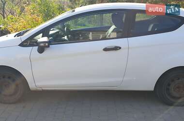 Хэтчбек Ford Fiesta 2011 в 