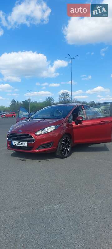 Седан Ford Fiesta 2016 в 