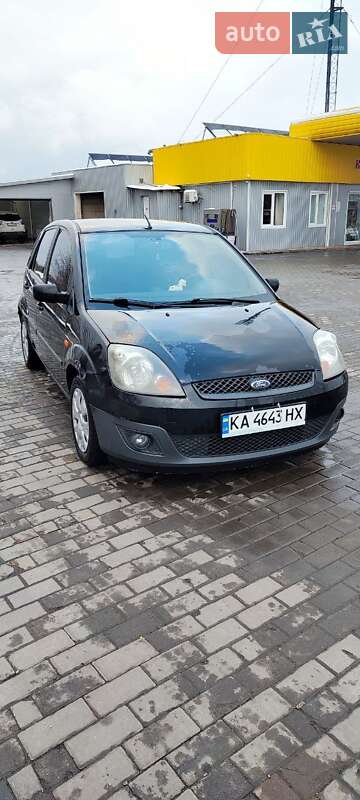 Хетчбек Ford Fiesta 2008 в 