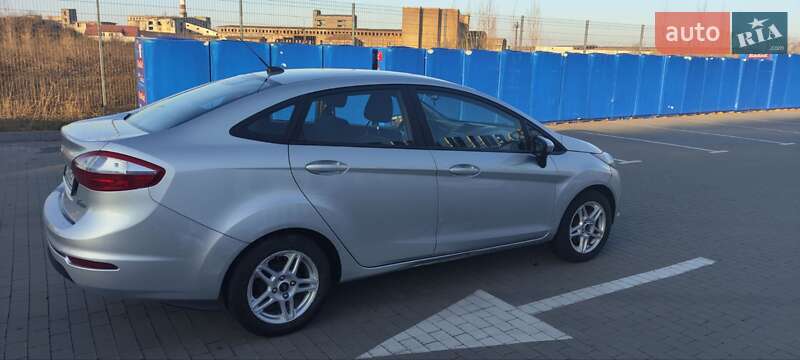 Седан Ford Fiesta 2017 в Виннице