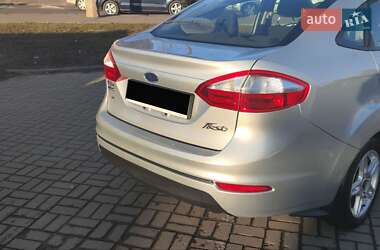 Седан Ford Fiesta 2017 в 