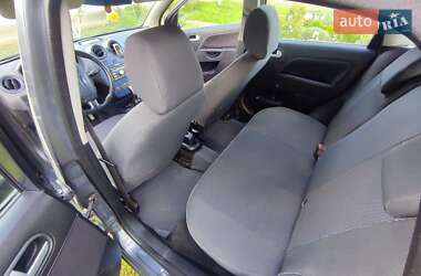 Хетчбек Ford Fiesta 2008 в 