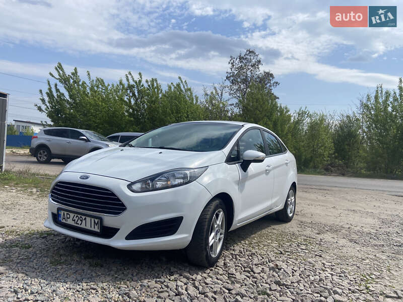Седан Ford Fiesta 2018 в 